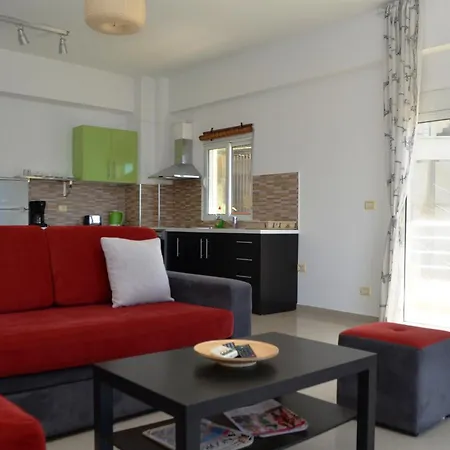 Apartament Saint Tropez Saranda