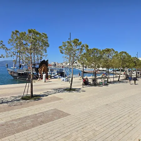 Saint Tropez Саранда